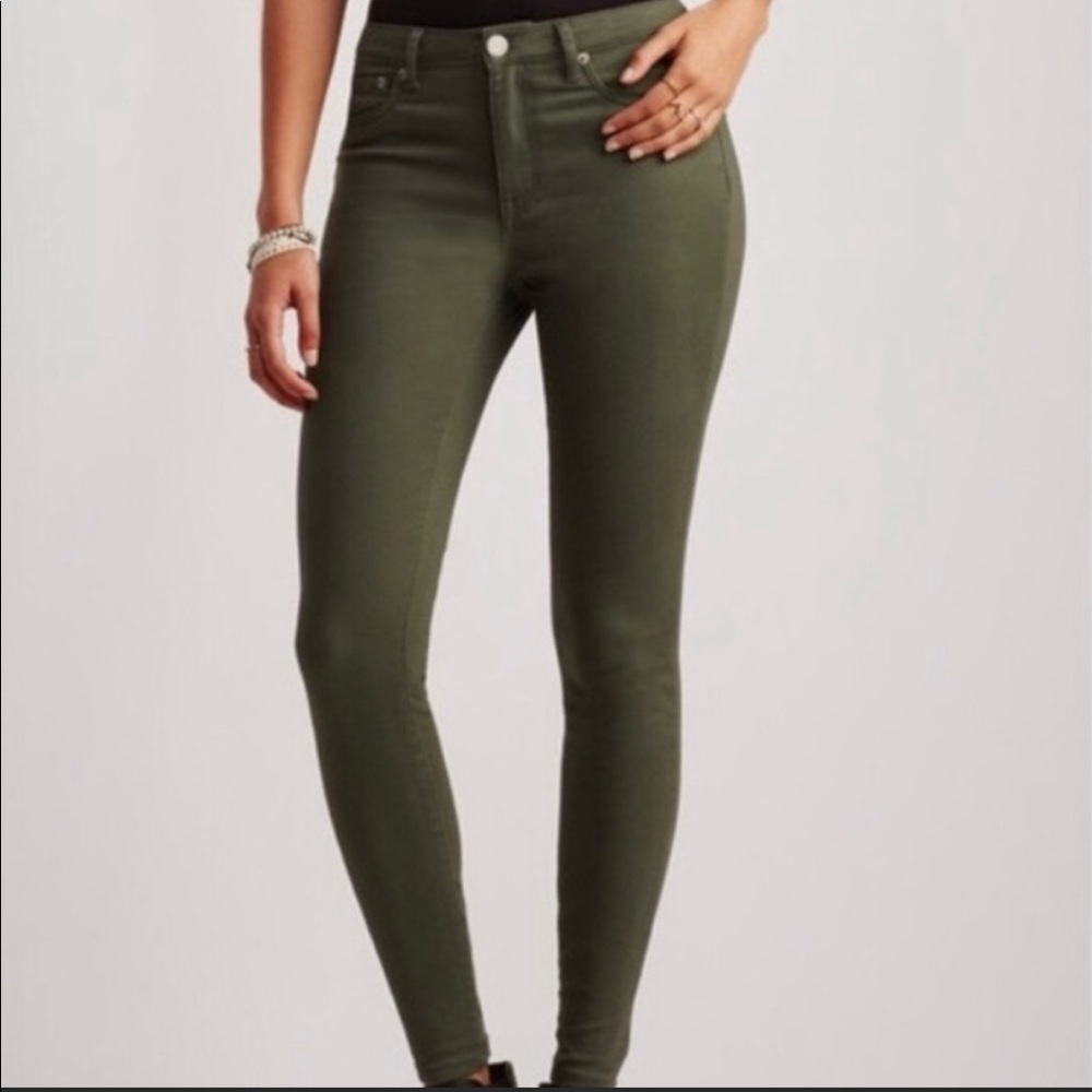 Aeropostale High Rise Skinny Jeans